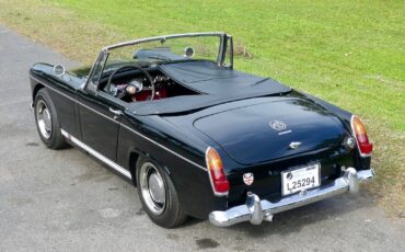MG-Midget-1965-Convertible-14