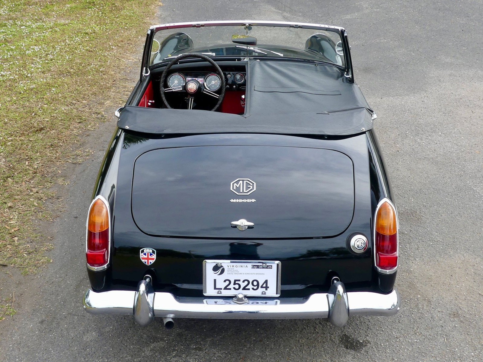 MG-Midget-1965-Convertible-17