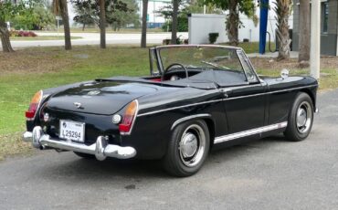 MG-Midget-1965-Convertible-19