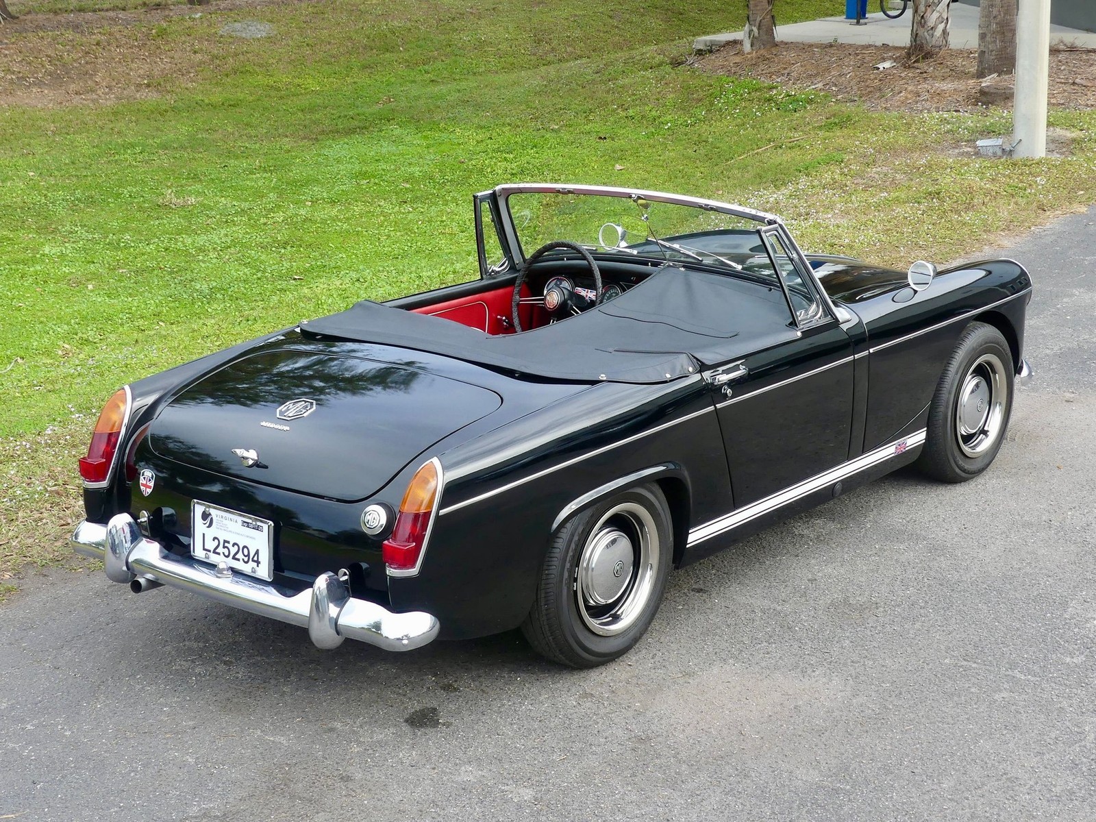 MG-Midget-1965-Convertible-20