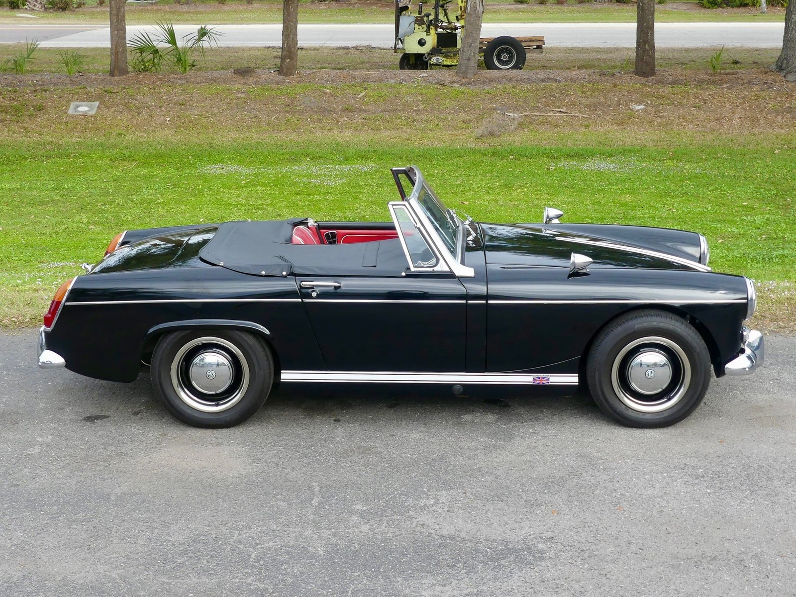 MG-Midget-1965-Convertible-22