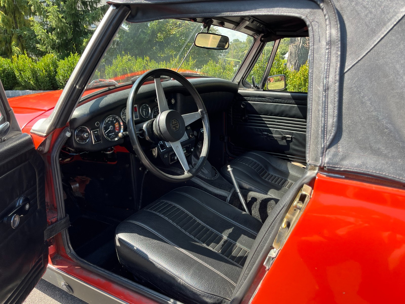 MG-Midget-1975-Convertible-5