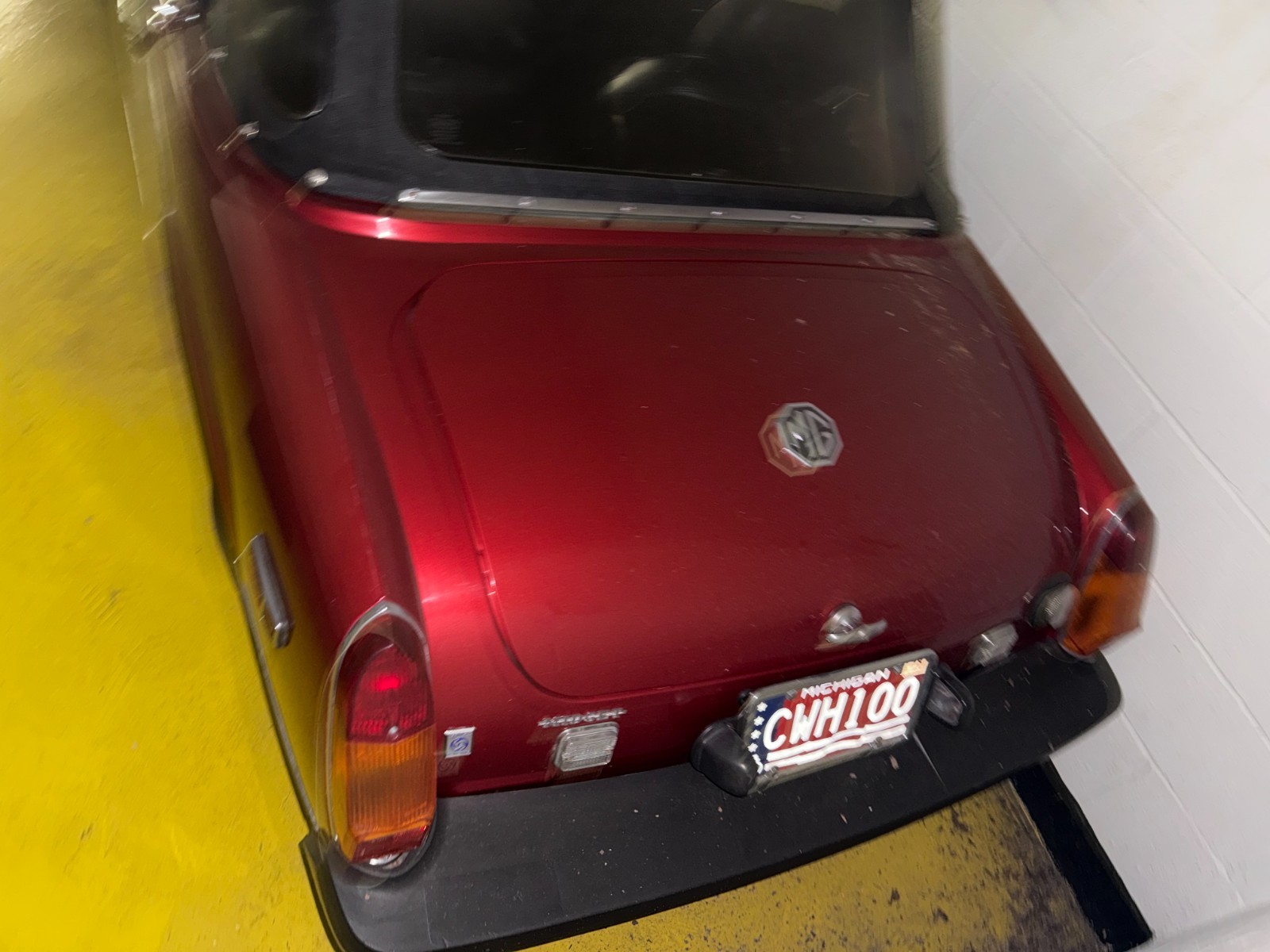 MG-Midget-1978-Convertible-3