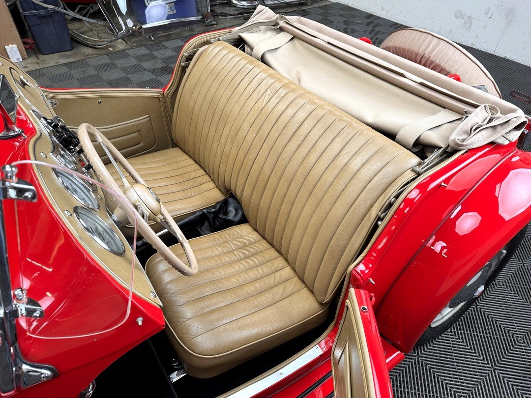 MG-Other-1952-Roadster-16