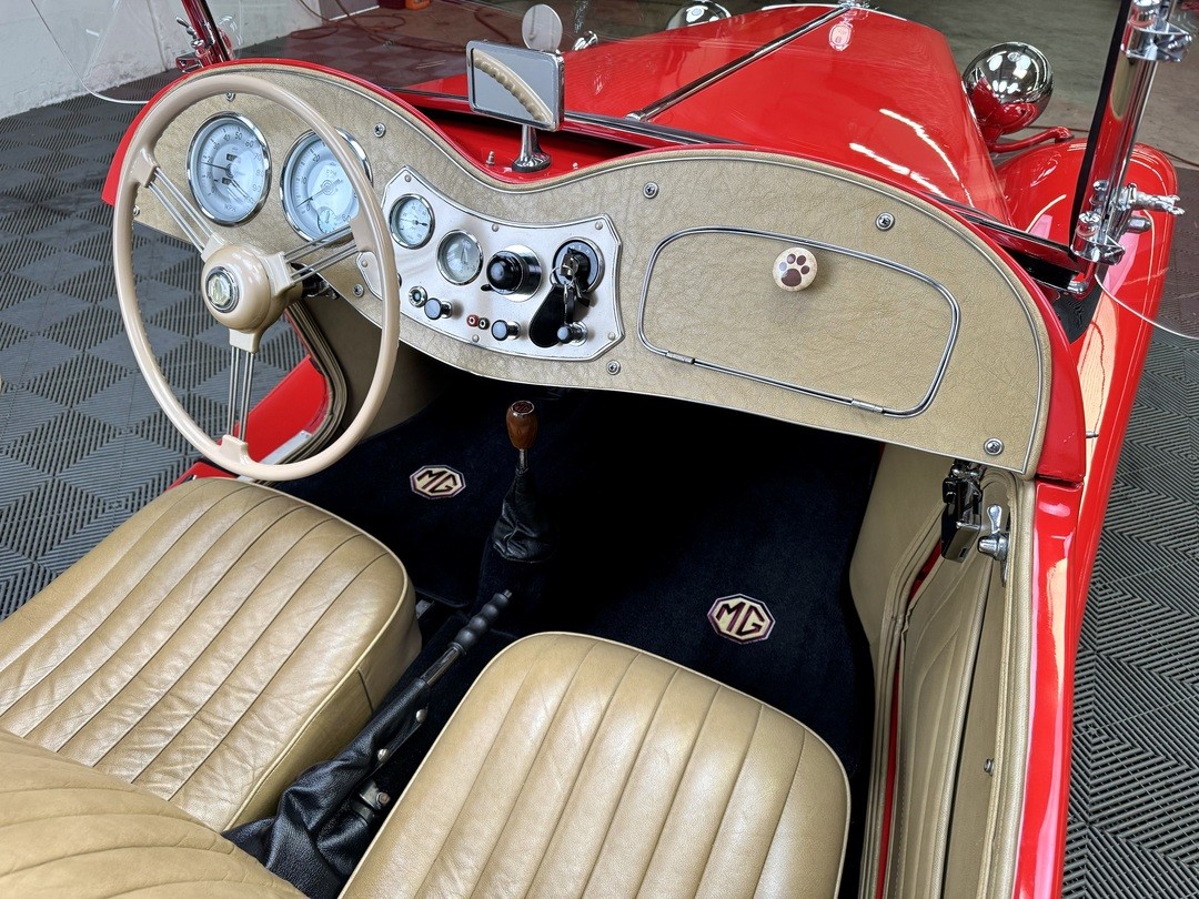 MG-Other-1952-Roadster-18