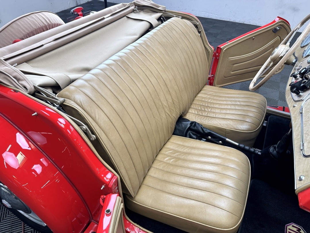 MG-Other-1952-Roadster-19