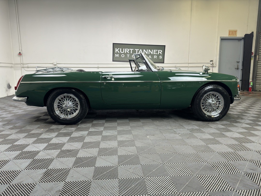 MG-Other-1967-ROADSTER-14