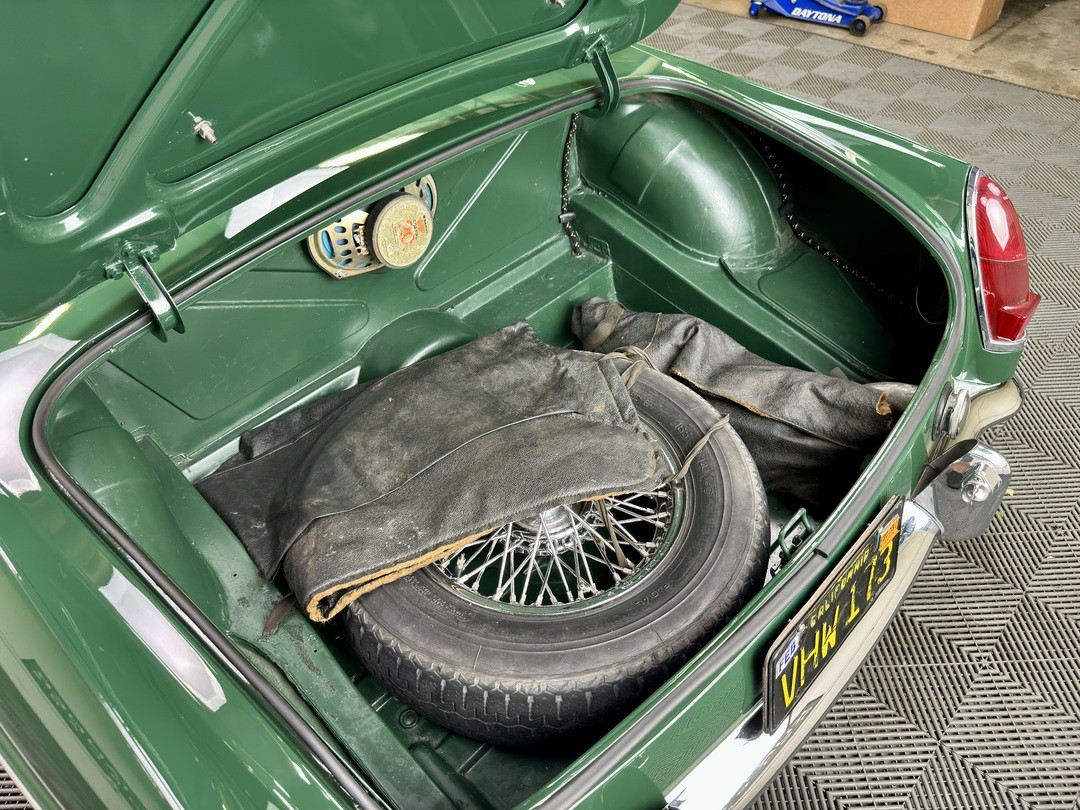 MG-Other-1967-ROADSTER-25