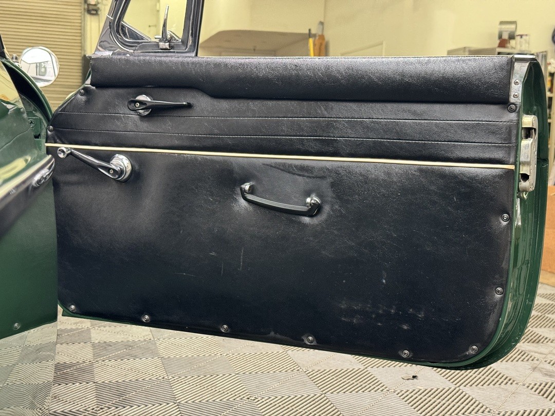 MG-Other-1967-ROADSTER-36