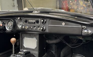 MG-Other-1967-ROADSTER-37