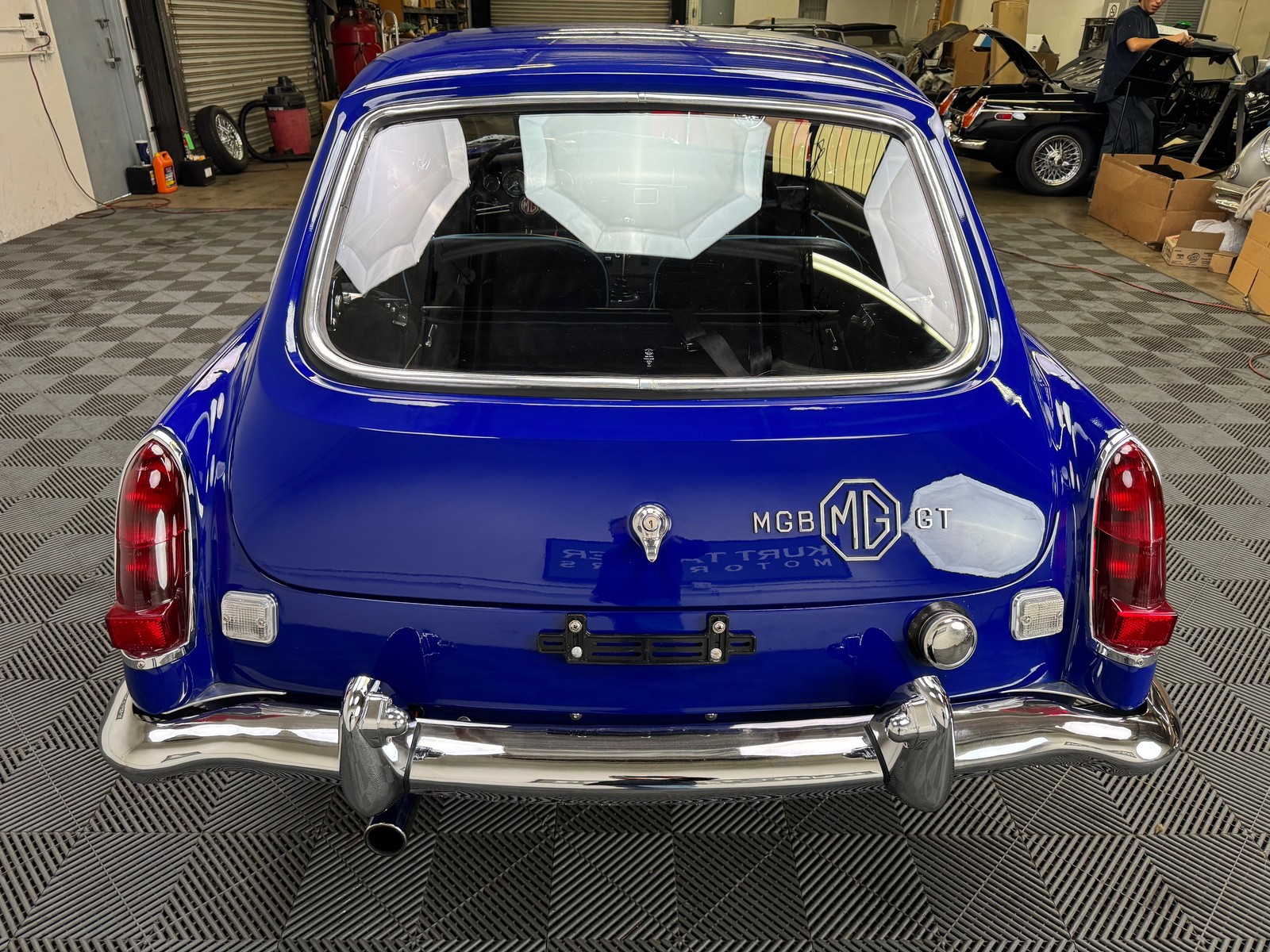 MG-Other-1968-Coupe-24