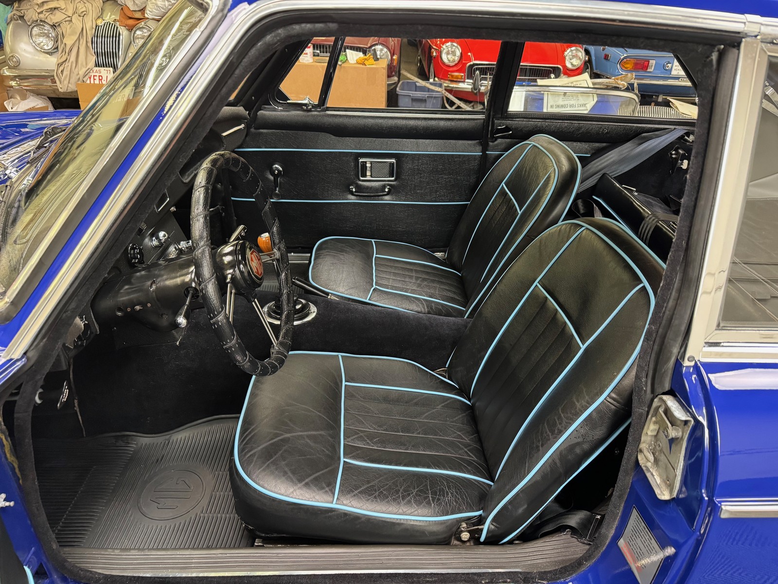 MG-Other-1968-Coupe-39