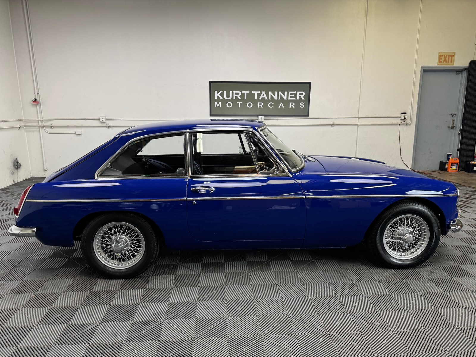 MG-Other-1968-Coupe-6