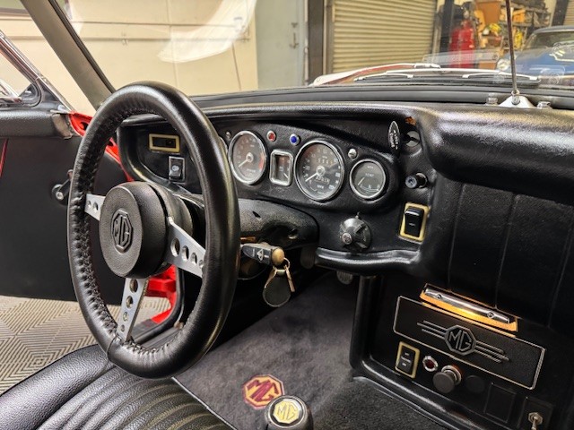 MG-Other-1971-ROADSTER-27
