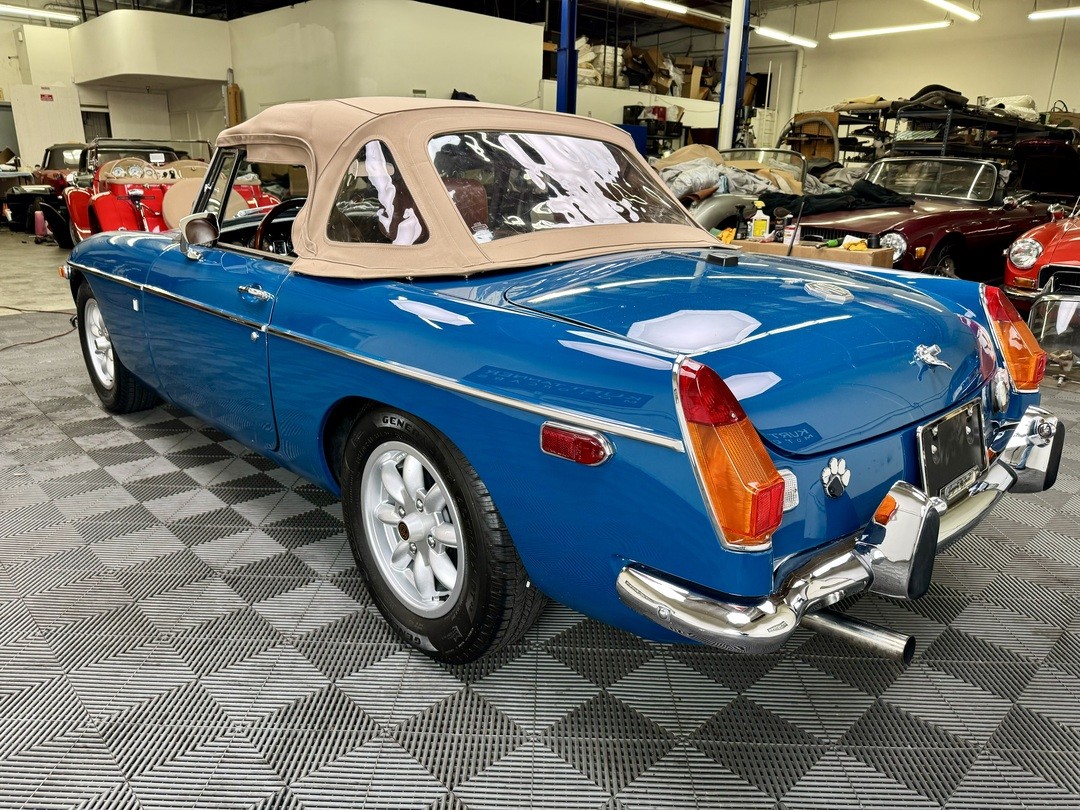 MG-Other-1972-Roadster-12