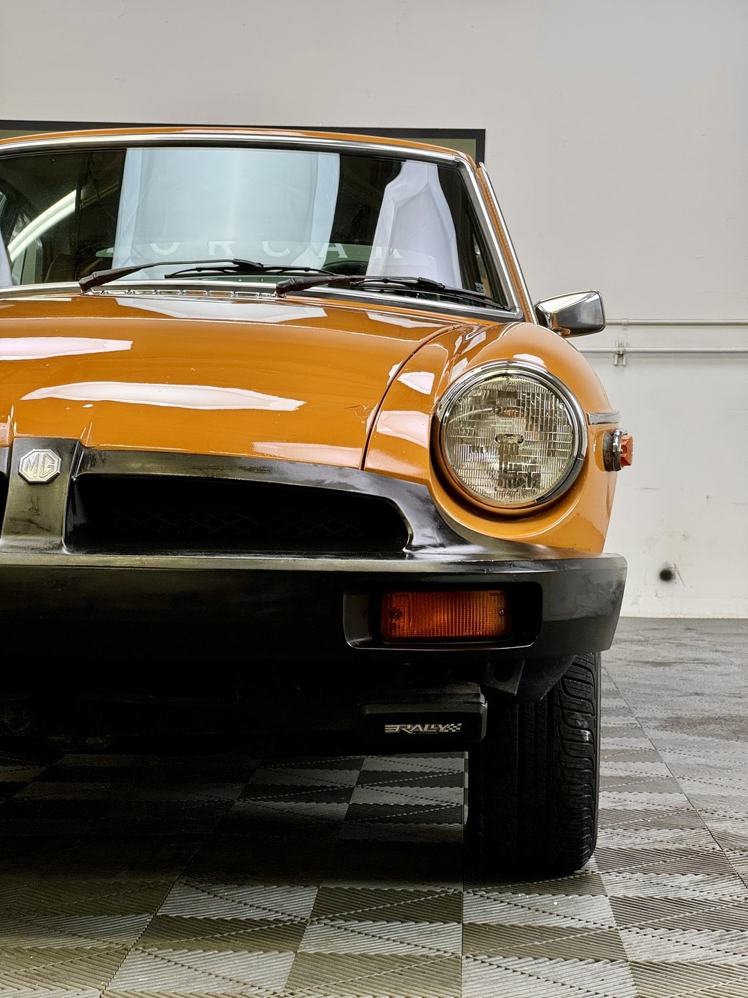 MG-Other-1974-COUPE-13