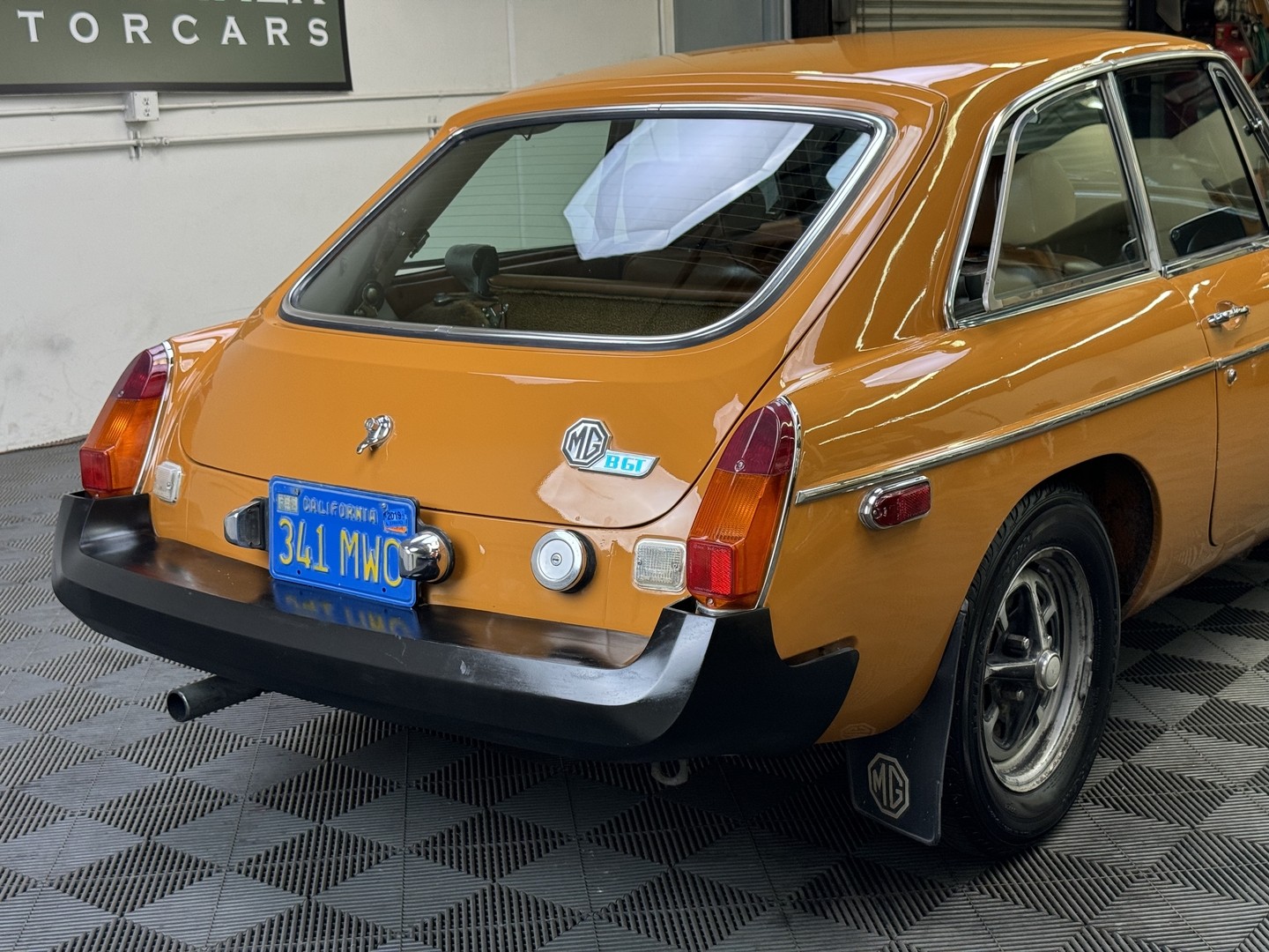 MG-Other-1974-COUPE-16