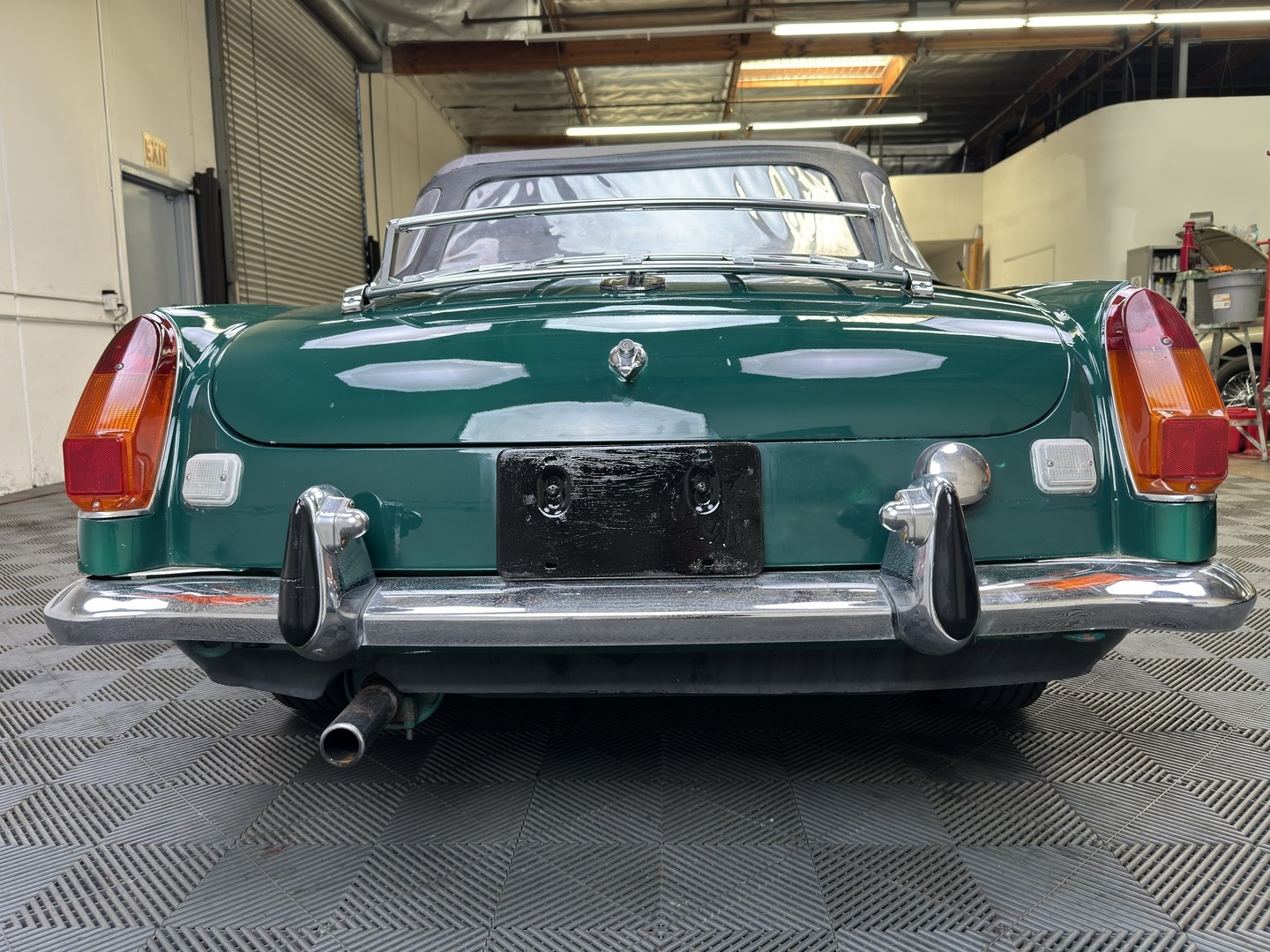 MG-Other-1974-COUPE-17