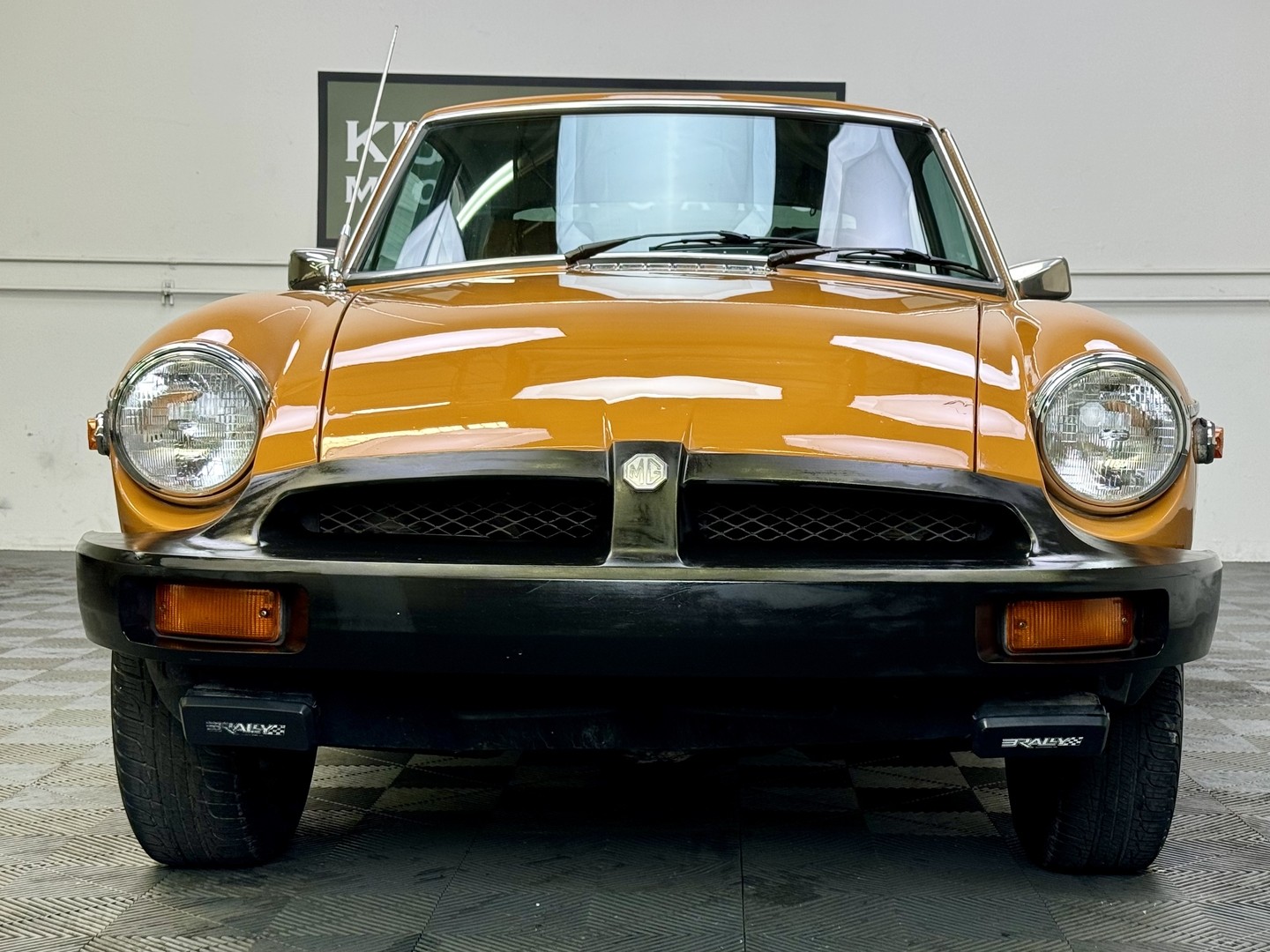 MG-Other-1974-COUPE-2