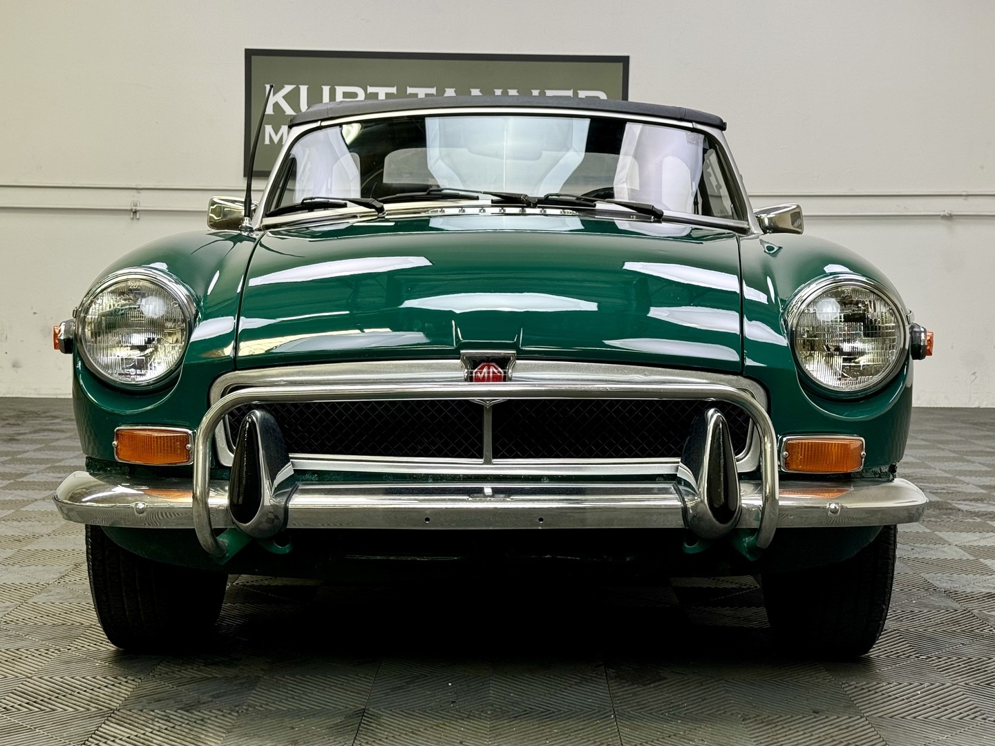 MG-Other-1974-COUPE-2