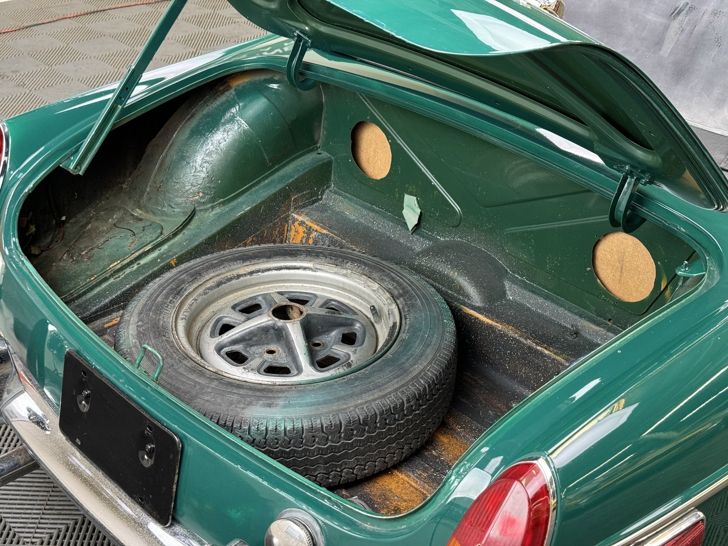 MG-Other-1974-COUPE-22