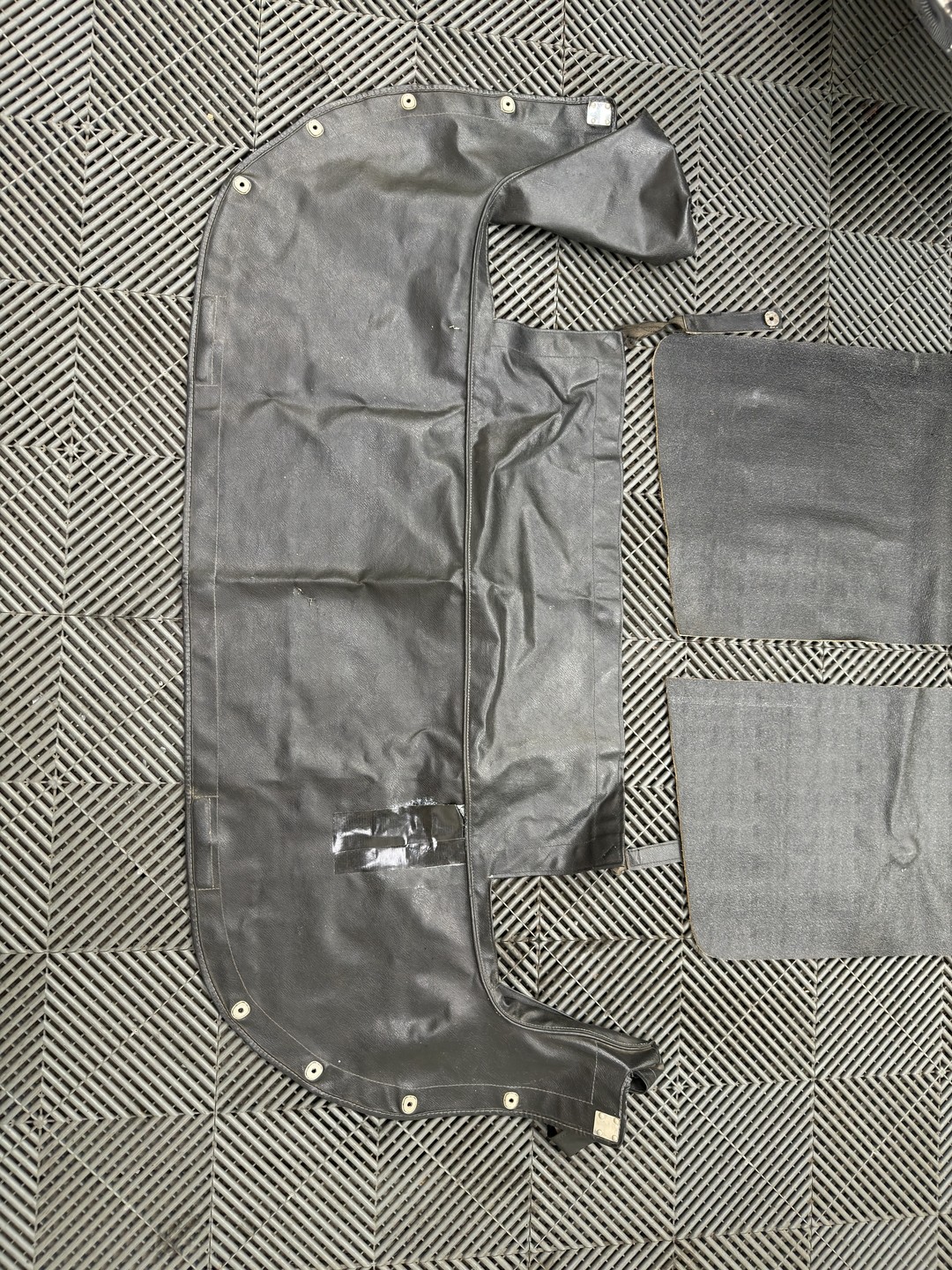 MG-Other-1974-COUPE-24