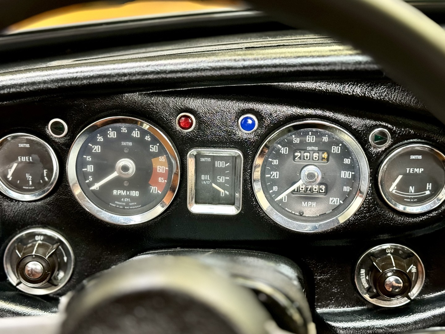 MG-Other-1974-COUPE-26