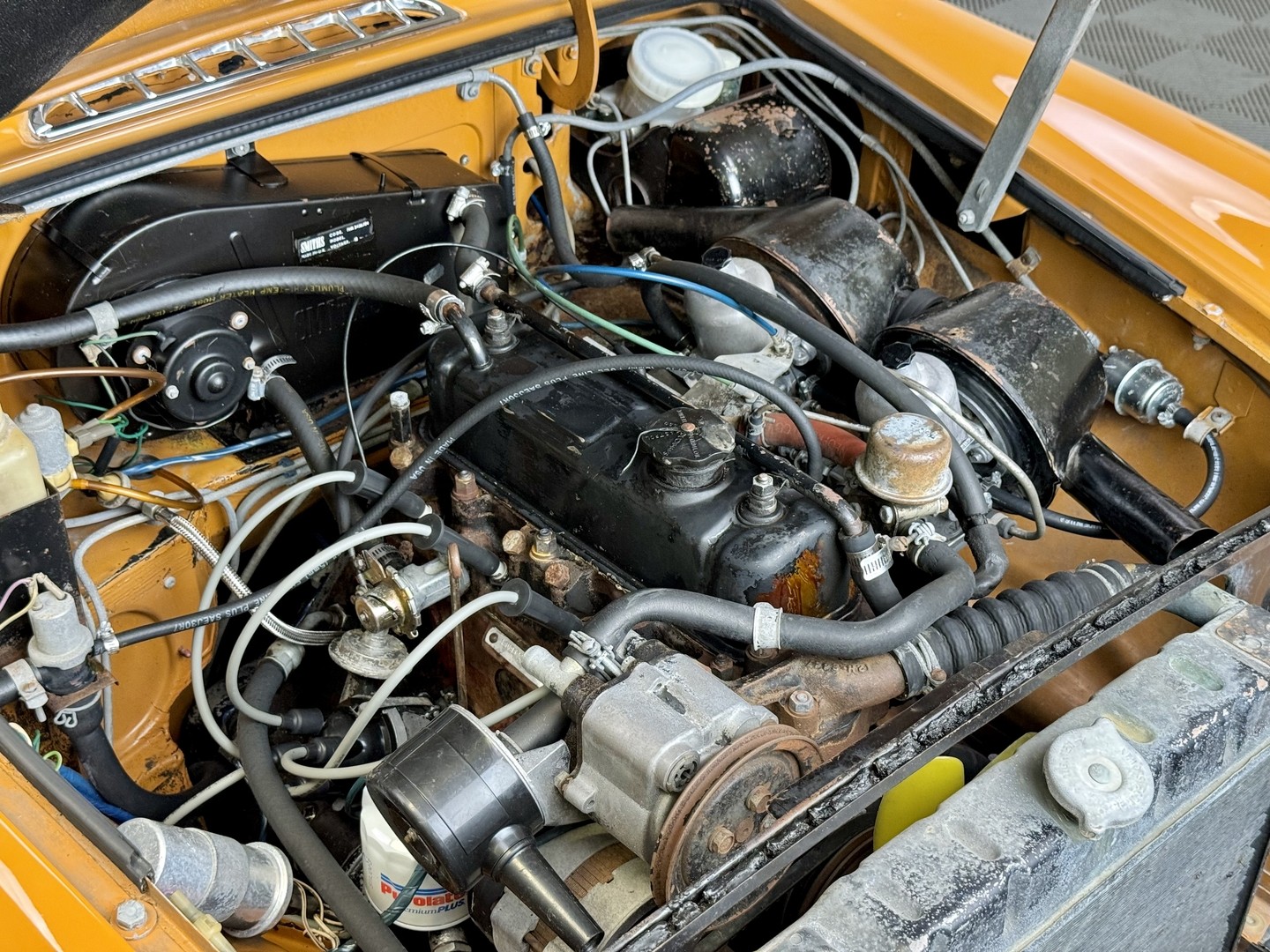 MG-Other-1974-COUPE-35