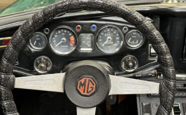 MG-Other-1974-COUPE-35