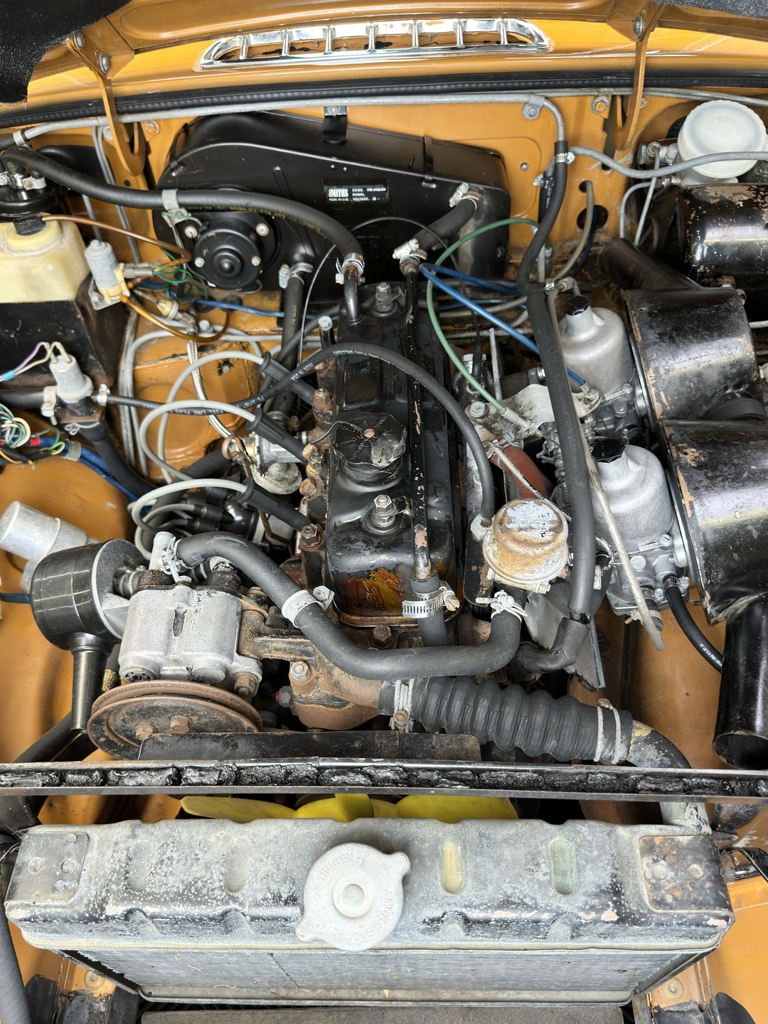 MG-Other-1974-COUPE-37