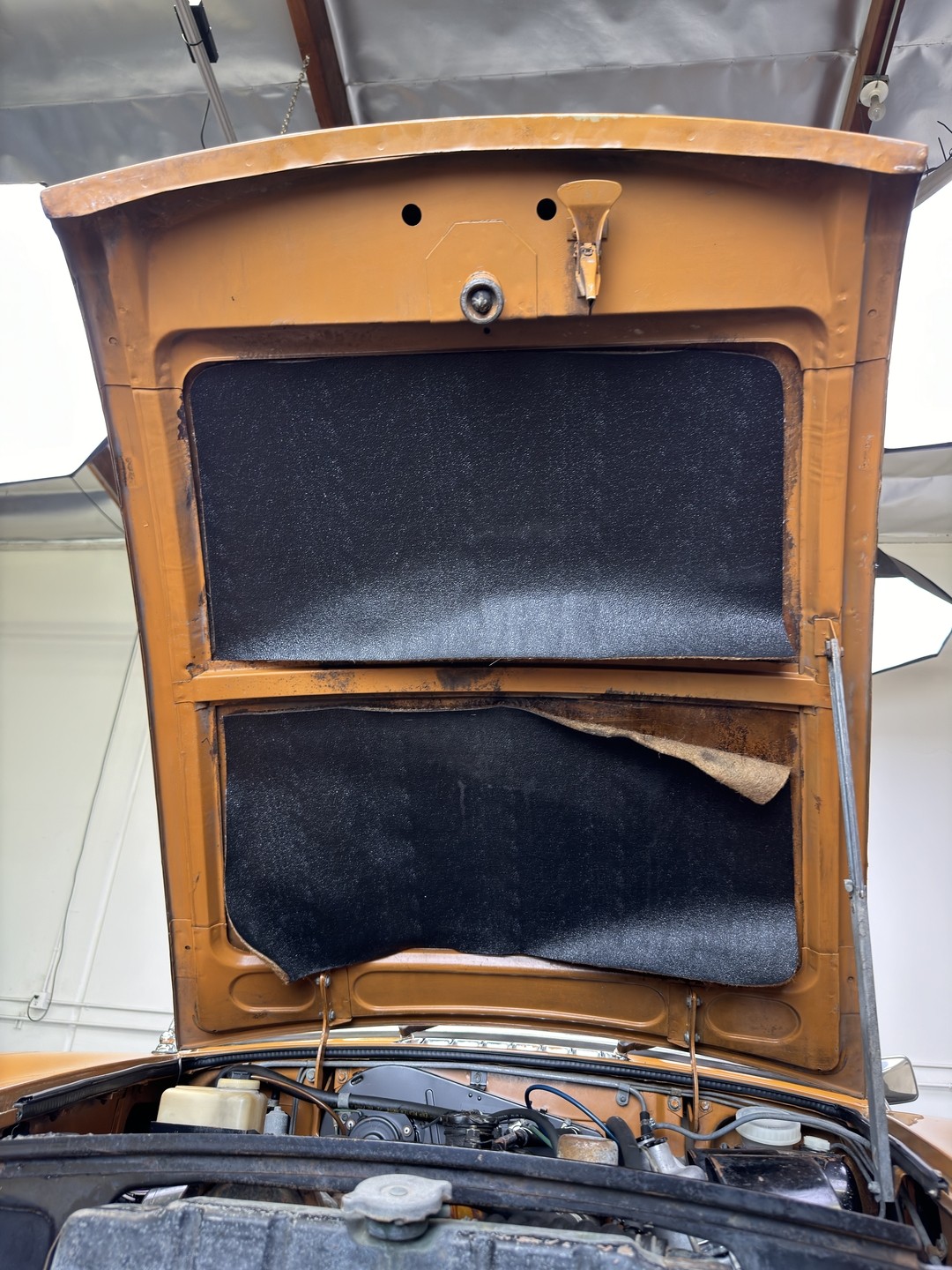 MG-Other-1974-COUPE-38