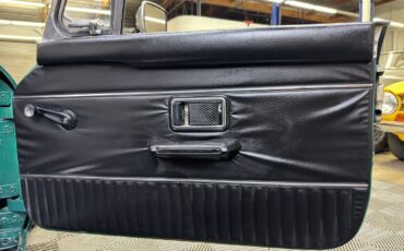 MG-Other-1974-COUPE-39