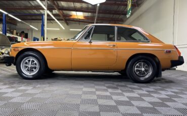 MG-Other-1974-COUPE-9