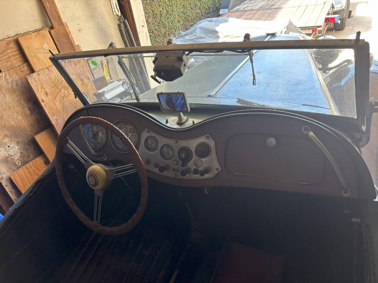 MG-T-Series-1954-Convertible-2