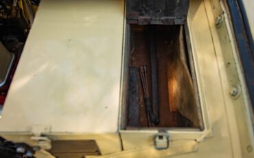 MG-TC-Matching-Numbers-1949-2-Door-Convertible-33