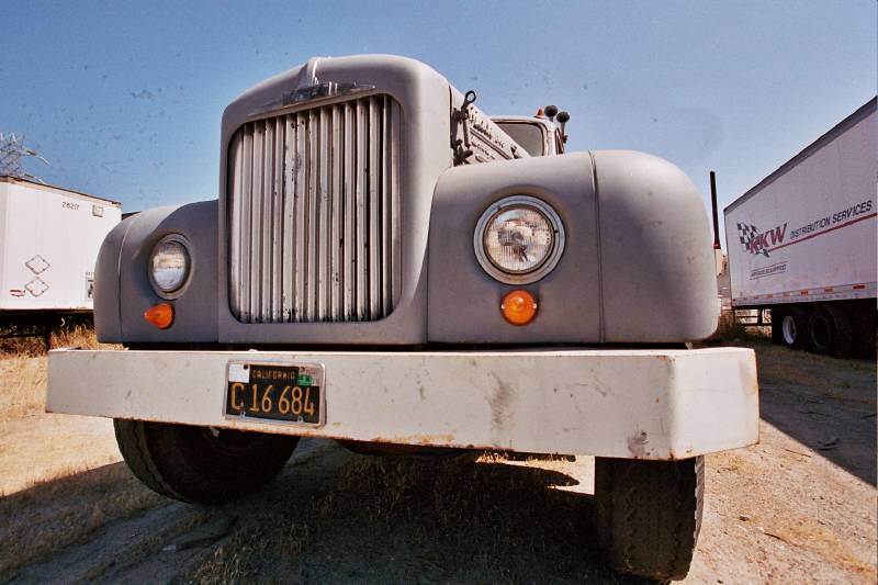 Mack-b-60-1956-grey-1