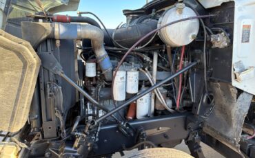 Mack-ch613-diesel-1996-white-11