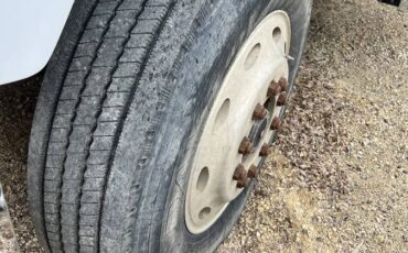 Mack-semi-ch613-diesel-1996-white-2