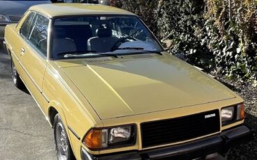 Mazda-626-1979-yellow-12