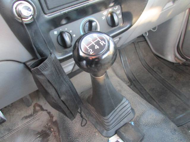 Mazda-b-series-pickup-1995-1