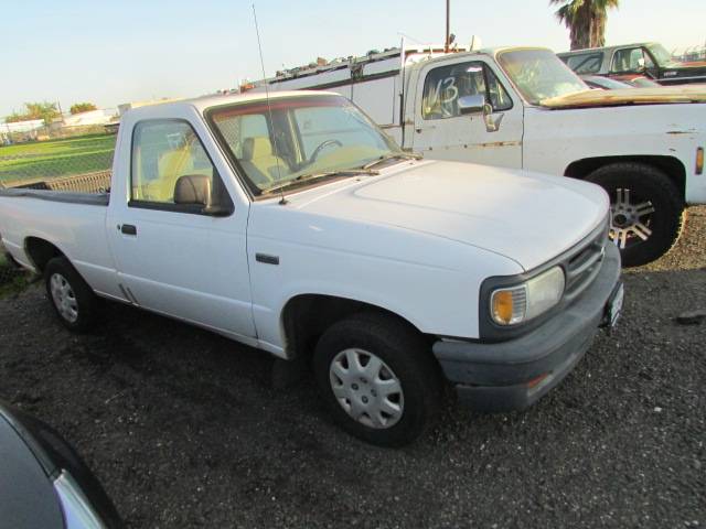 Mazda-b-series-pickup-1995-3