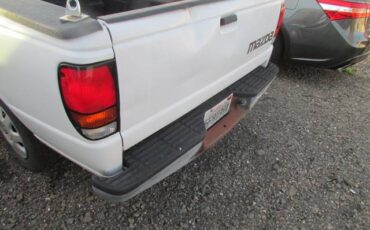 Mazda-b-series-pickup-1995-6
