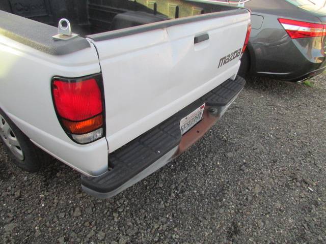 Mazda-b-series-pickup-1995-6