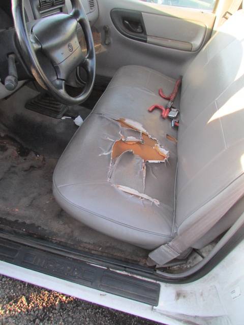 Mazda-b-series-pickup-1995-9