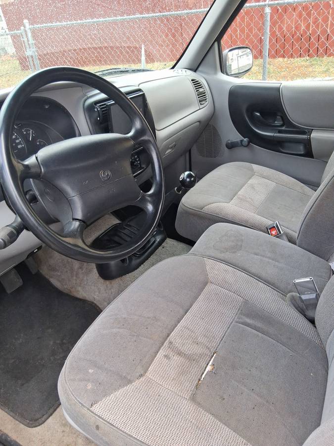 Mazda-b2300-1995-black-2