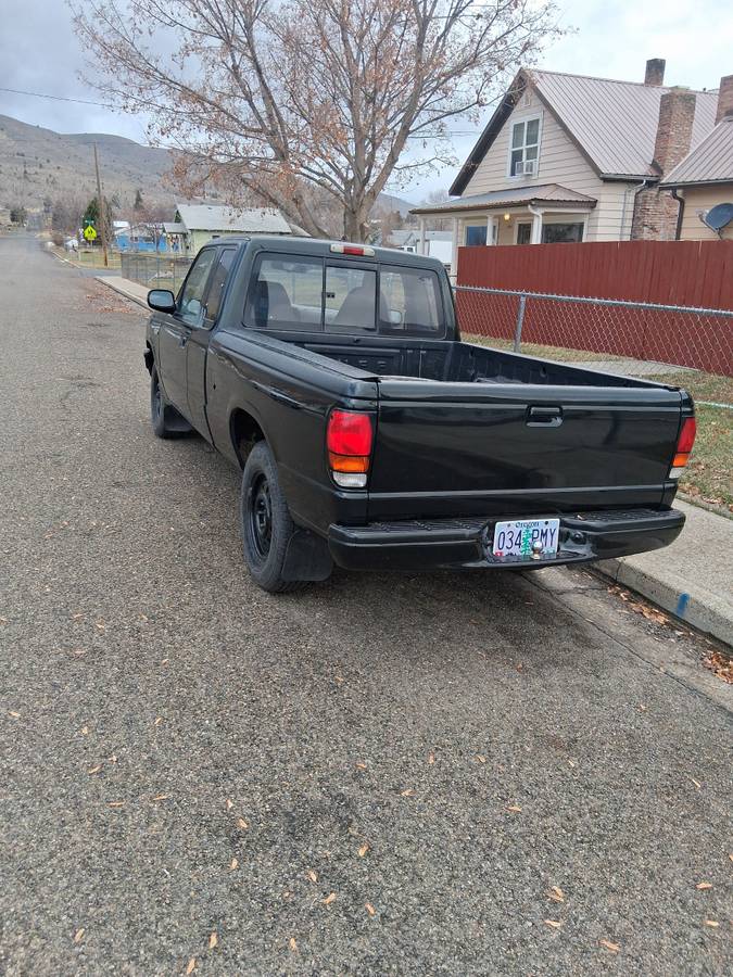 Mazda-b2300-1995-black-20