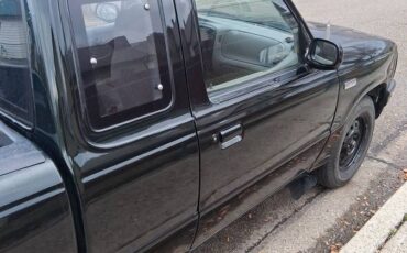 Mazda-b2300-1995-black-24