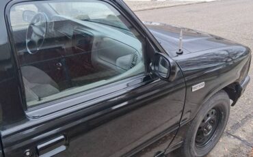 Mazda-b2300-1995-black-9