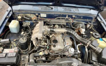 Mazda-b2600-4x4-xcab-1989-1