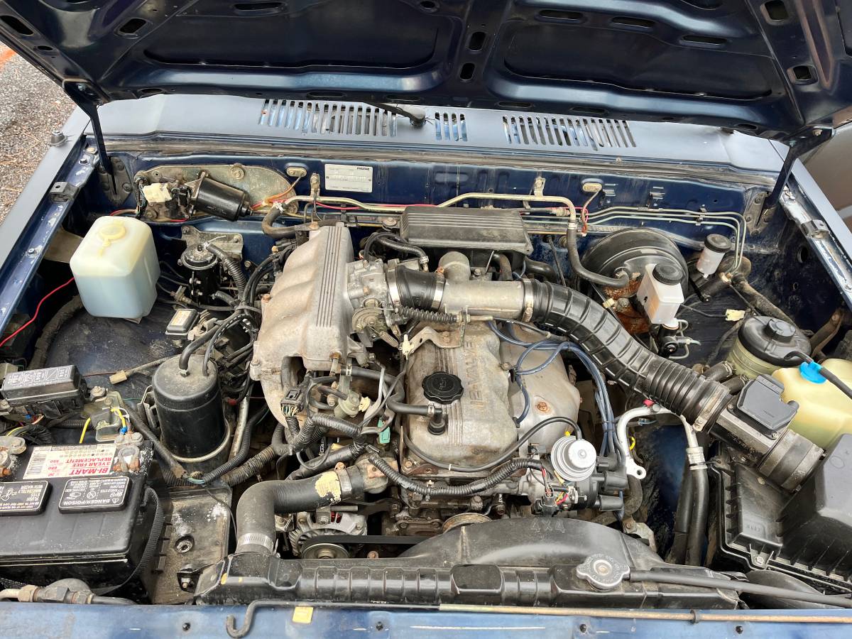 Mazda-b2600-4x4-xcab-1989-1